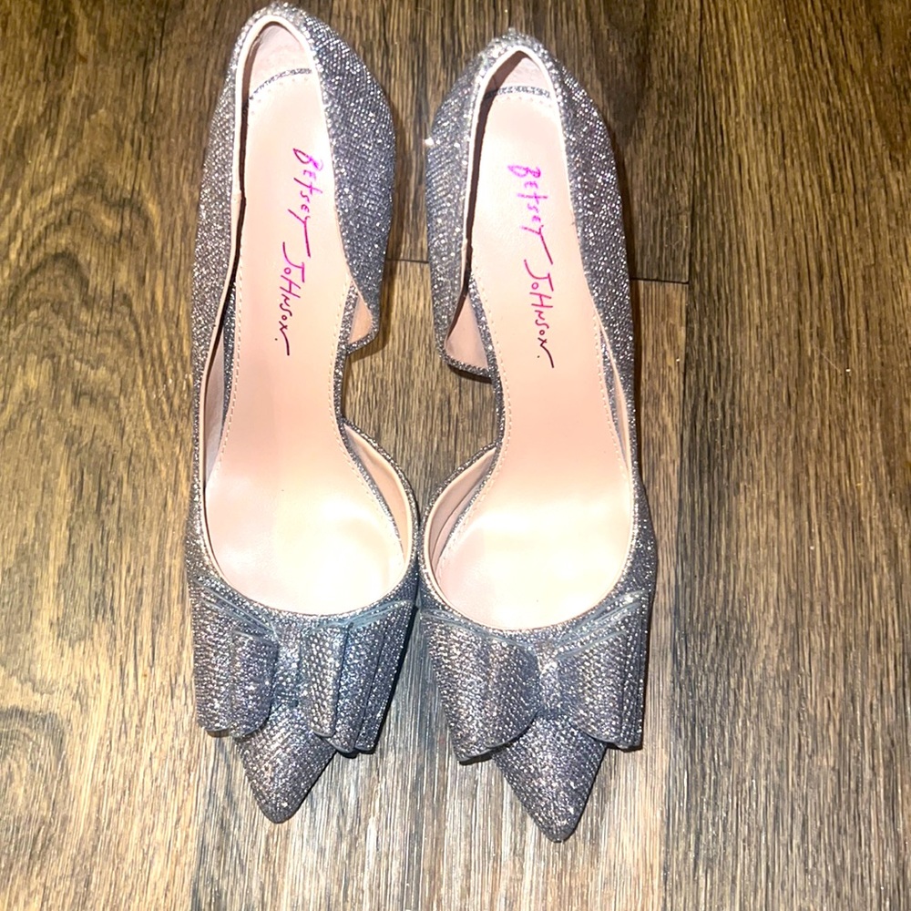 Betsey Johnson 4” glitter stilettos